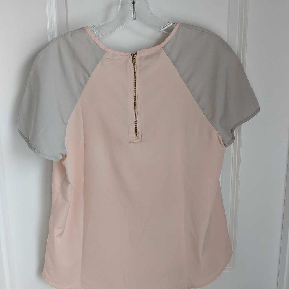 Blouse - Picture 2 of 2